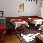 Rosenhof Aparthotel 4*