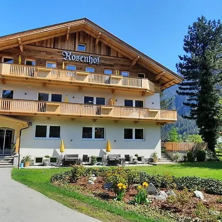 Rosenhof Aparthotel 3*