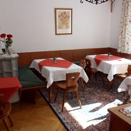 Rosenhof Apartmanhotel 4*