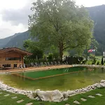 Rosenhof 4*