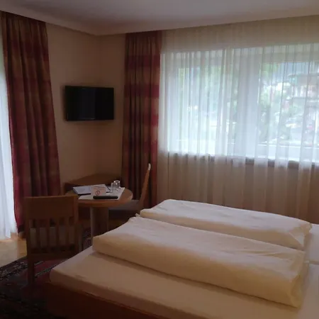 Rosenhof Aparthotel Mayrhofen